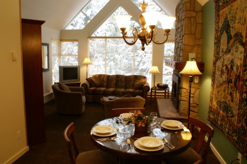 Whistler Woodrun Lodge 618 Living Room